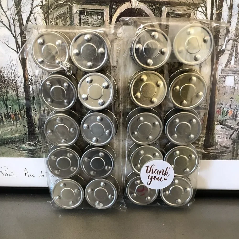 NWOT: Rose Tea-light Candle Set‎